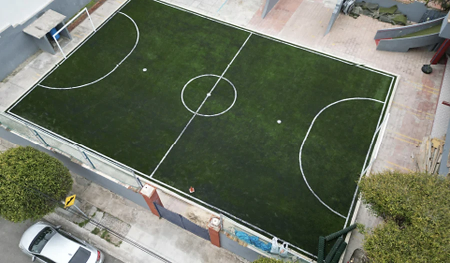 Cancha de fútbol 5 de 350 m² en un colegio de Tijuana
